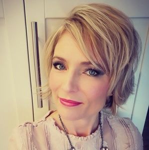 Meet your Posher, Zita